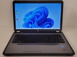 HP Laptop G7 17,3" HD+ Glossy / i5 processor / 8GB / 120GB SSD / DVD-RE / W11 Home