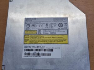 Panasonic UJ8E1 SATA-lade DVD-brander