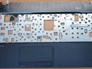 Palmrest Touchpad HP Pavilion 15-e EAR65003070 Jte36r65tp503 Origineel incl. flatcable powerbutton met board