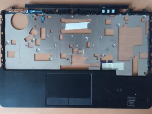 DELL LATITUDE E7240 Bodem cover incl. Touchpad AP0VM000420