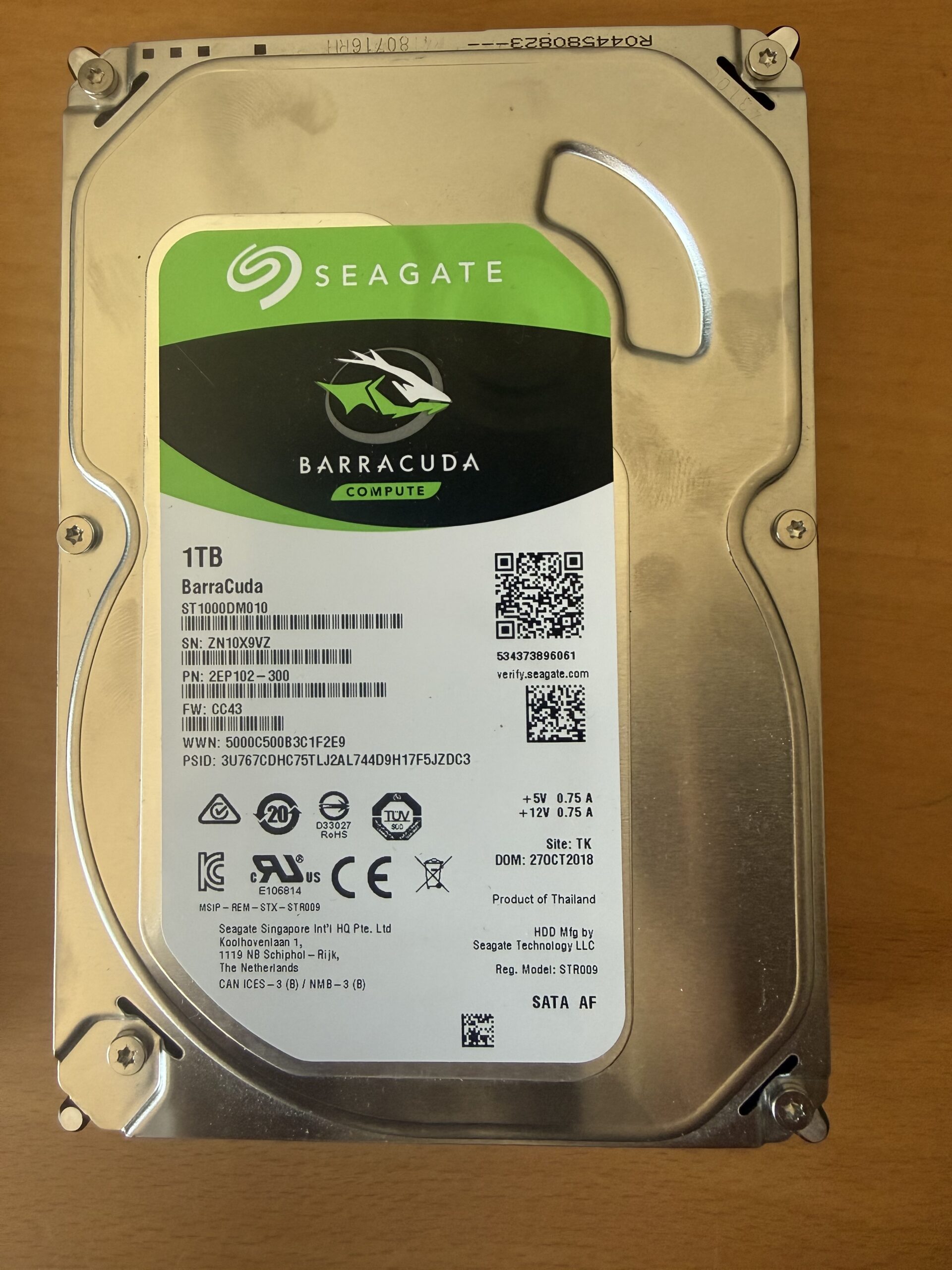 Seagate ST10000DM010 1TB