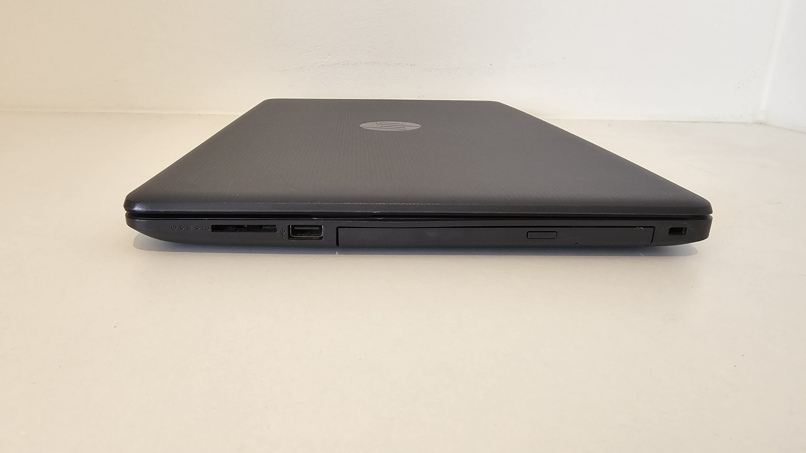 HP 250 G7 Laptop 15.6" HD / i3-7020U 2.3GHz / 8GB / 240GB SSD / W11 Home ( 6BP45EA-ABB ) - Afbeelding 3