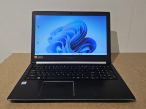 Acer Laptop A515-51-30DR met 15.6"Full-HD / i3-6006U 2GHz / 8GB / 240GB SSD / W11 Home ( Model N17C4 )