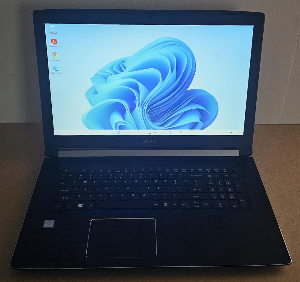 Acer Laptop A517-51-363X met 17.3″ HD+ Glossy / i3-7020U 2.3GHz / 8GB / 240GB SSD / W11H