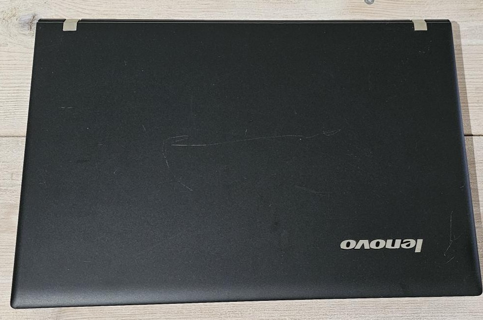 Lenovo E50-8- 80J2 / 15.6" HD / i5-5005U / 8GB / 240GB SSD / CD-DVD-RW / Windows 11 Home / MS Office 2016 H & S - Afbeelding 2